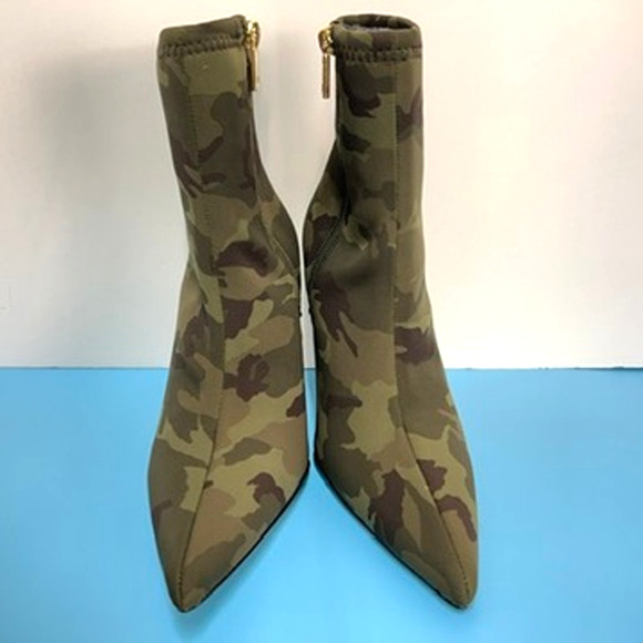 PRIVATE LISTING for grannyking07 ...Good American Camo Ankle 3.75" Boots Sz 6.5 - Picture 2 of 11
